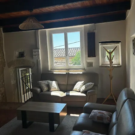 Nyaraló Maison De Village Atypique