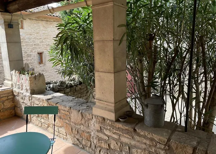 Nyaraló Maison De Village Atypique