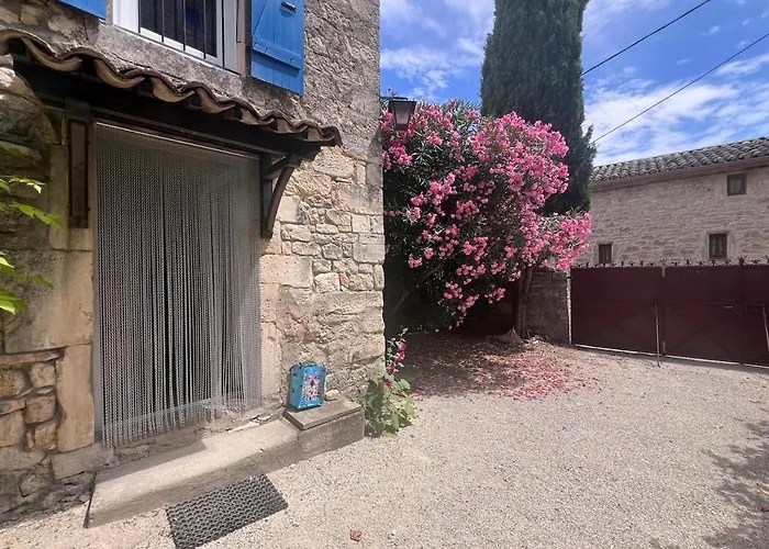 Maison De Village Atypique *